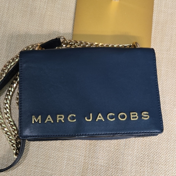 Marc Jacobs Blue Crossbody Bag with Gold Chain - Picture 15 of 16